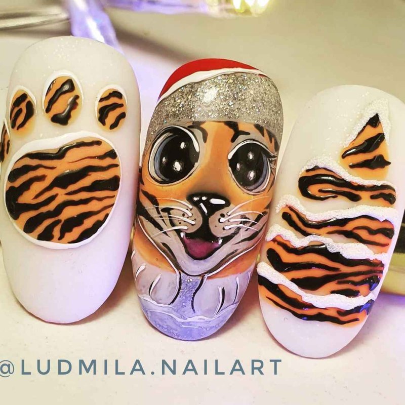 Маникюр тигр 2022