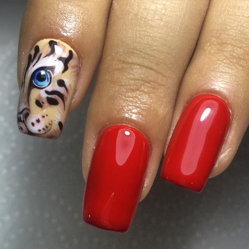 Маникюр с животными на ногтях