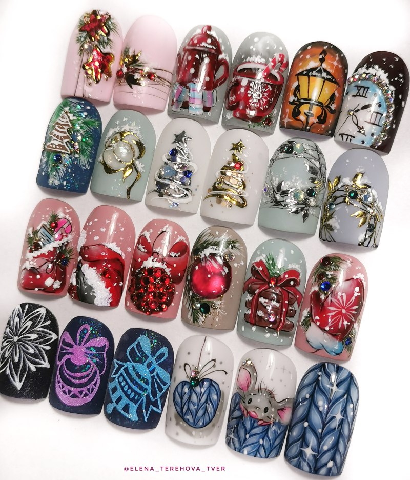 Новогодний маникюр на типсах