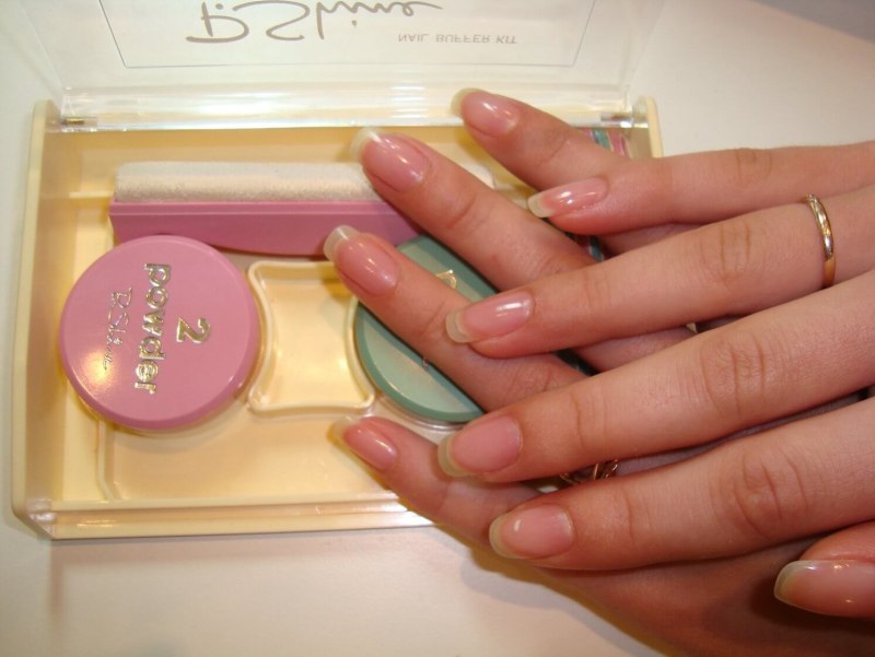 Маникюр запечатка