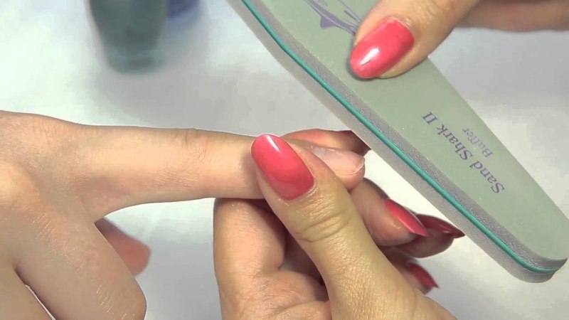 Запечатывание ногтей воском