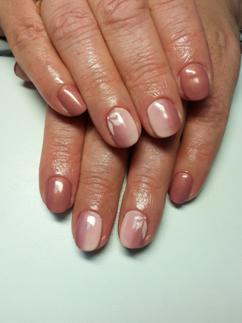 Тонкие ногти