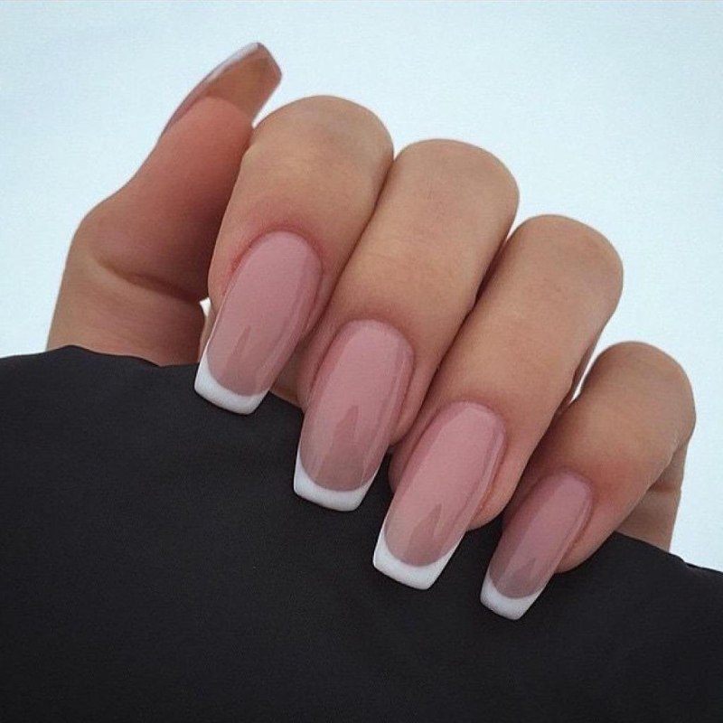 Ногти фуксия матовые