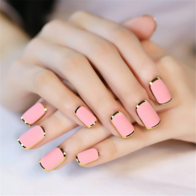 Ногти квадрат