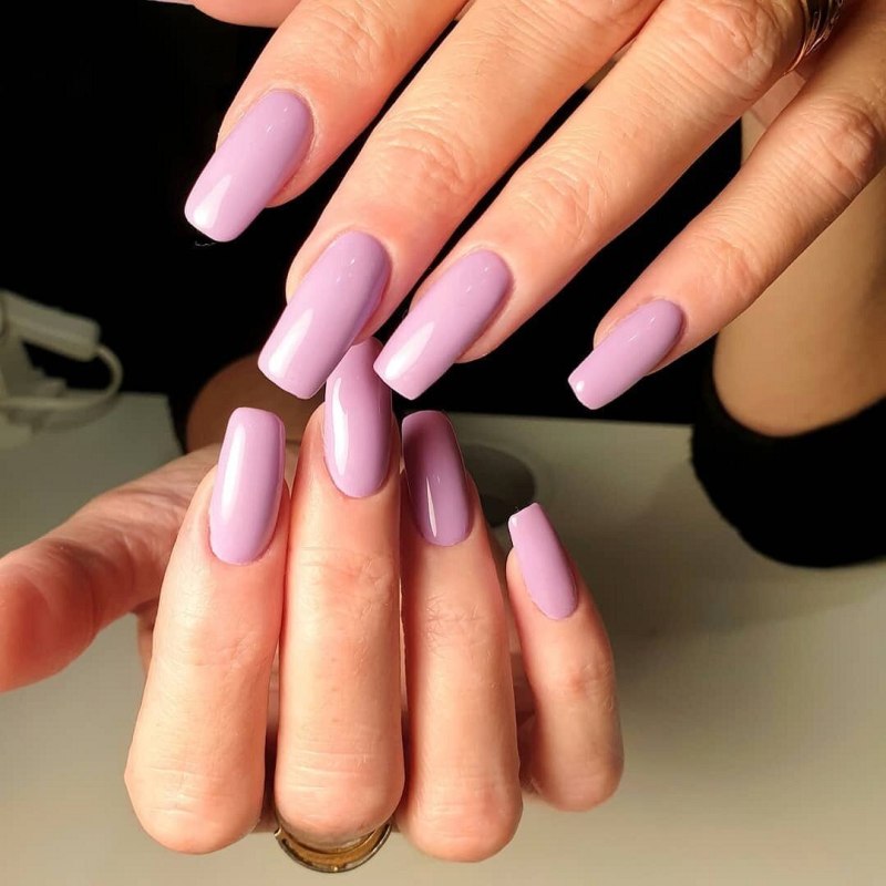 Дизайн ногтей мягкий квадрат