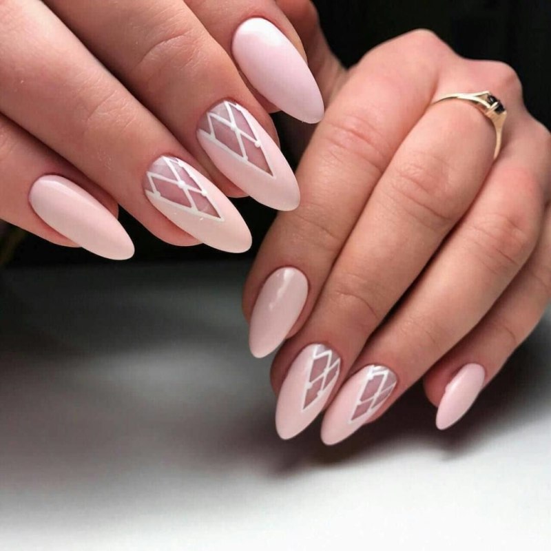 Маникюр на длинные овальные ногти гель