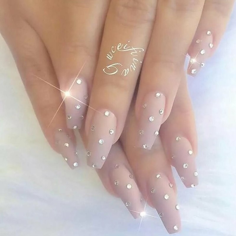 Красивые прозрачные ногти