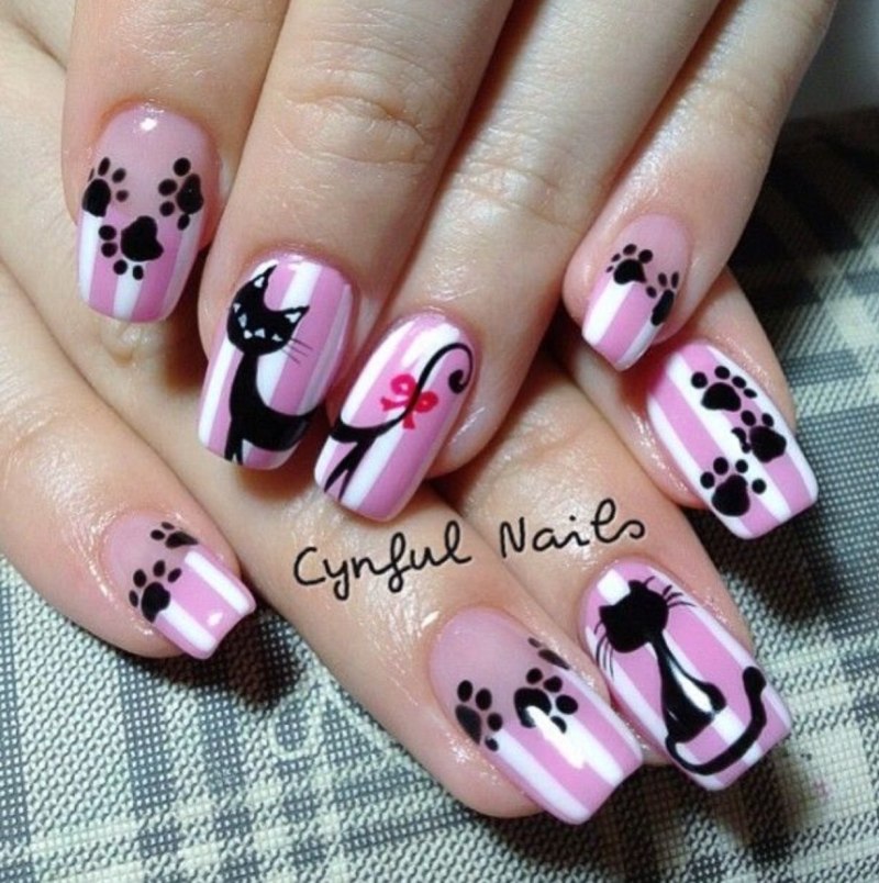 Маникюр с крошкой