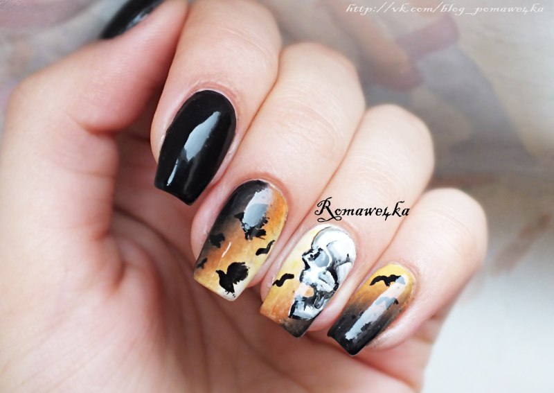 Французский бульдог на ногтях