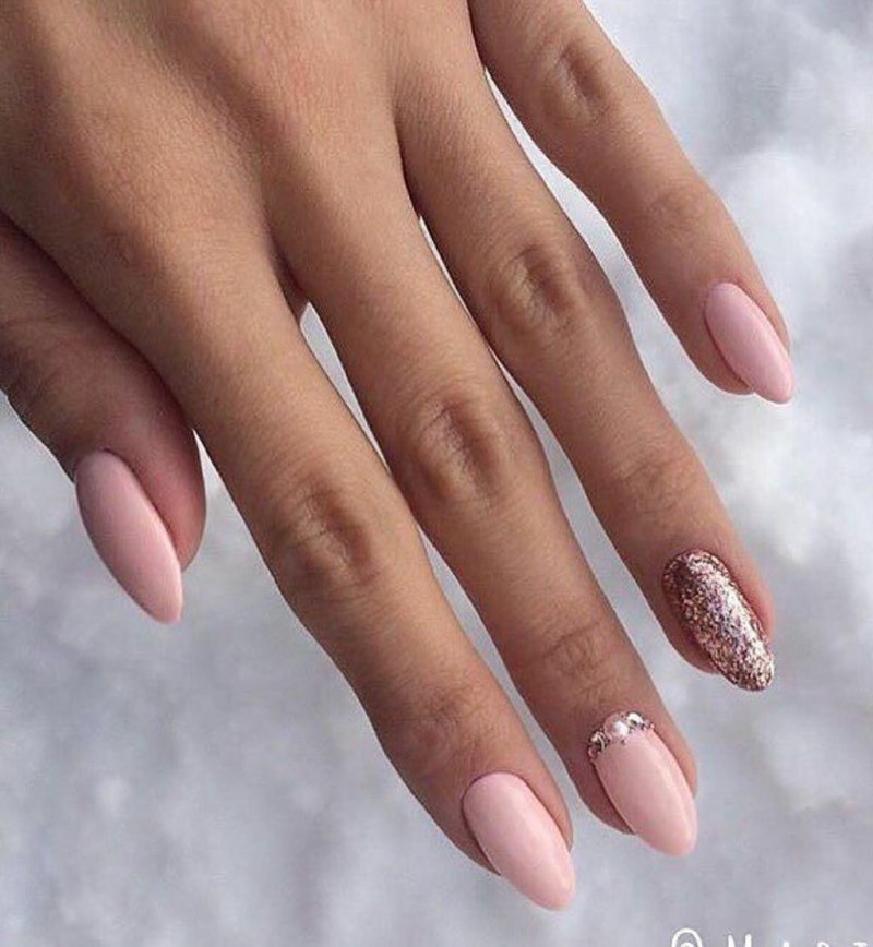 Острый миндаль нюд матовый