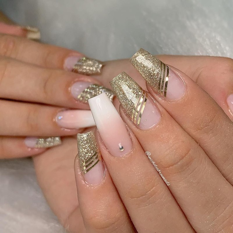 Золотые ногти