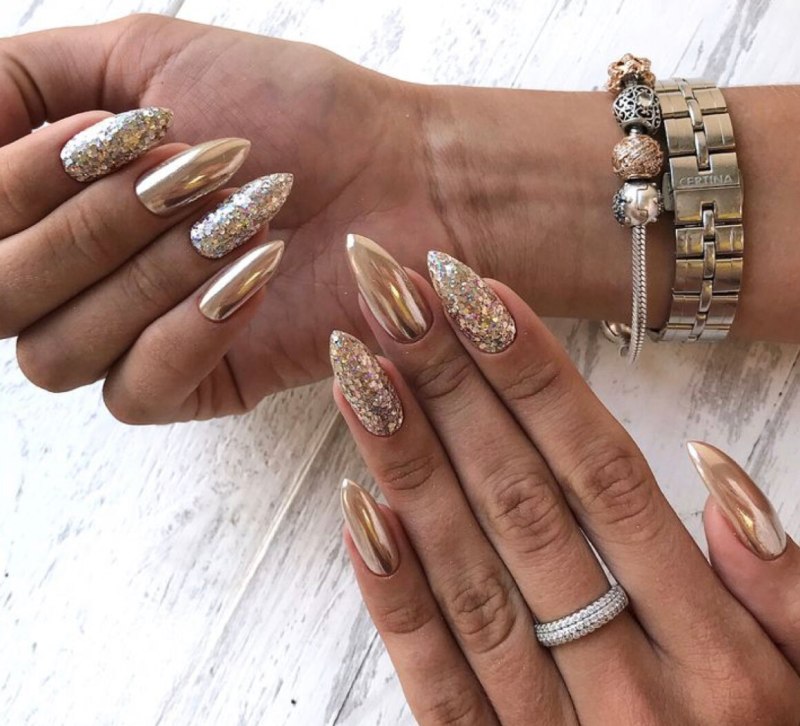 Золотые ногти