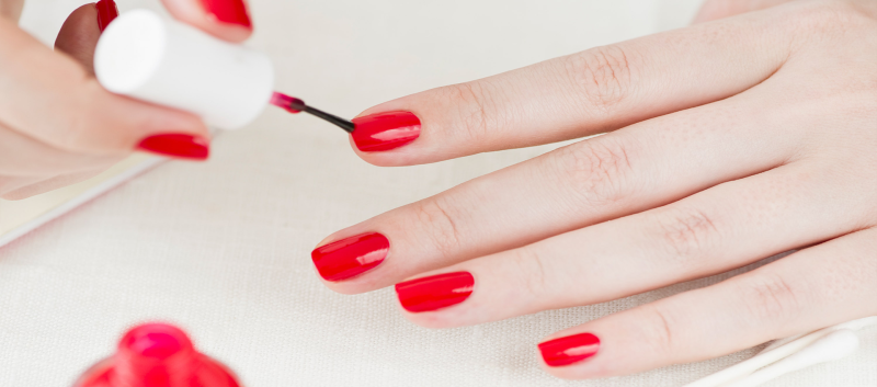 Накладка на сломанный ноготь