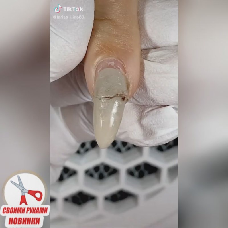 Наращивание сломанного ногтя