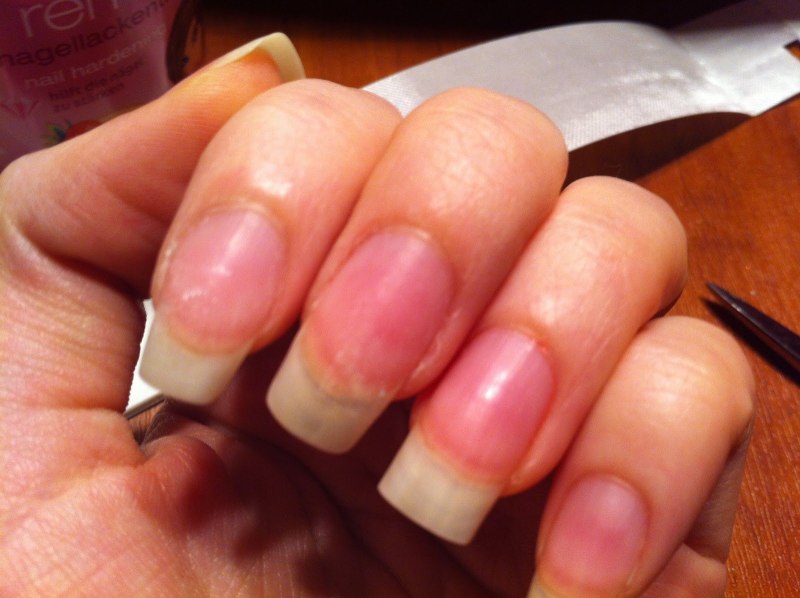 Трещины на ногтях под гель лаком