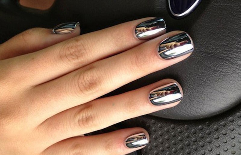 Френч с втиркой на ногтях