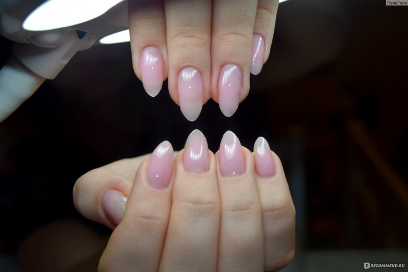 Маникюр цветной камуфлирующей базой