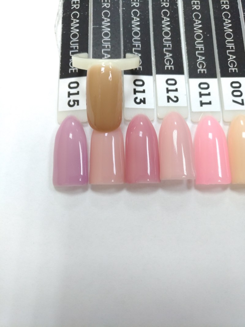 IQ Beauty камуфлирующая база с шиммером