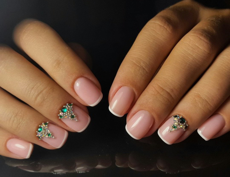 Френч с камушками