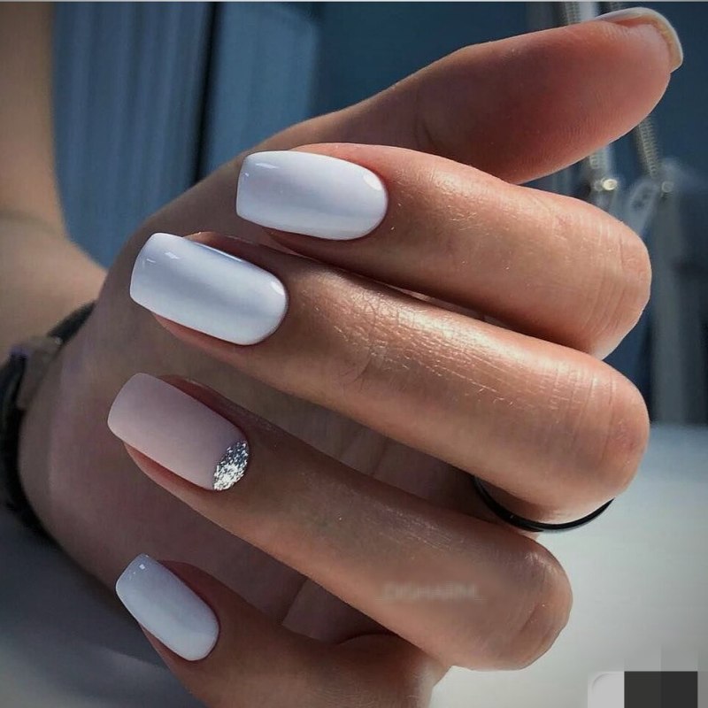 Белые ногти маникюр