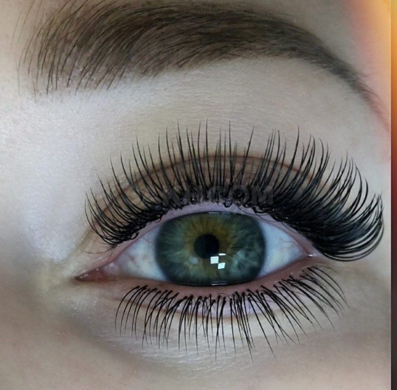 Наращивание ресниц Лисий эффект 3д