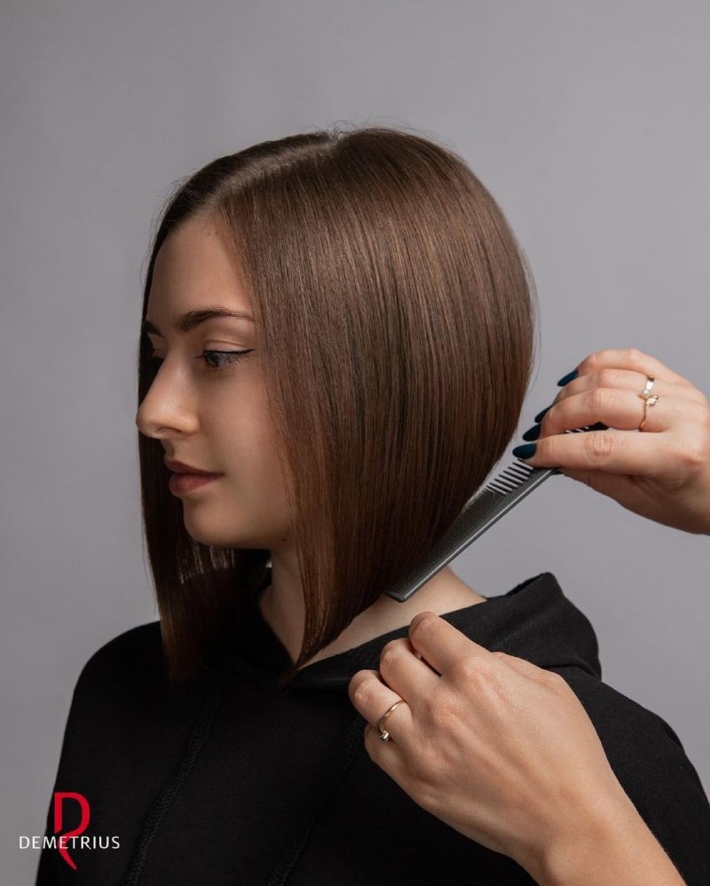 Стрижка на средние прямые волосы