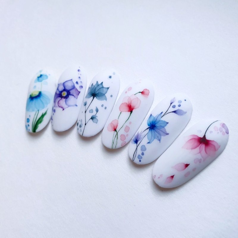 Акварельный маникюр