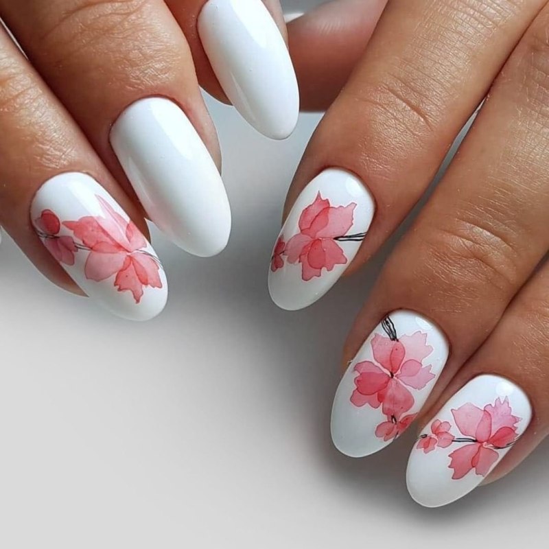 Акварельный маникюр