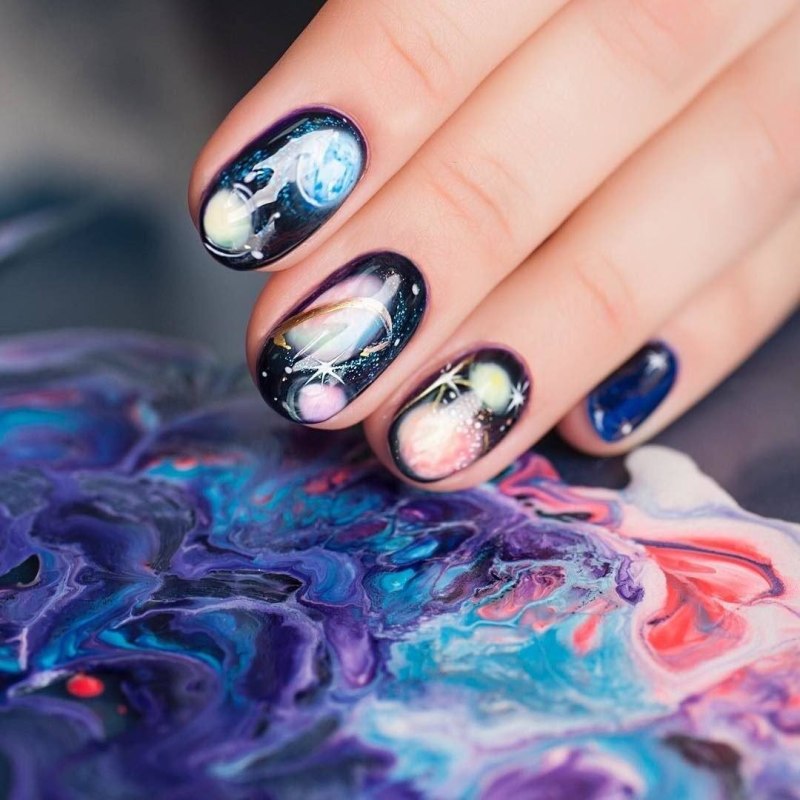 Ноготочки с бабочками