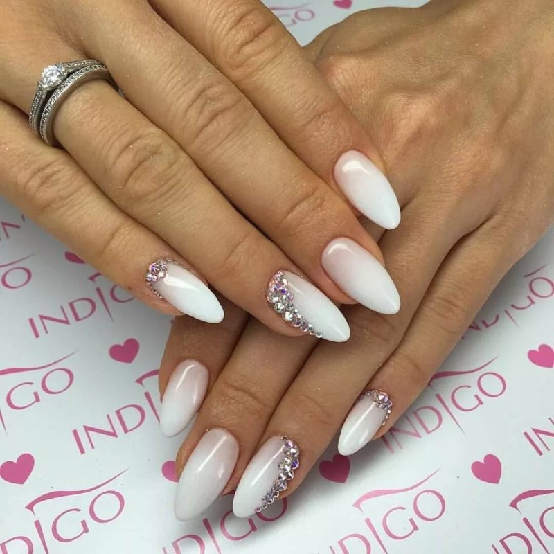 Нюдовые Свадебные ногти