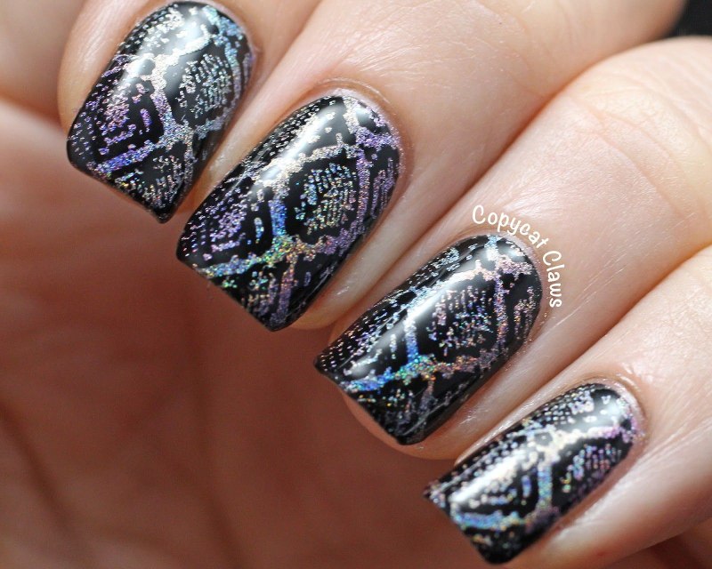 Ногти змеиная кожа