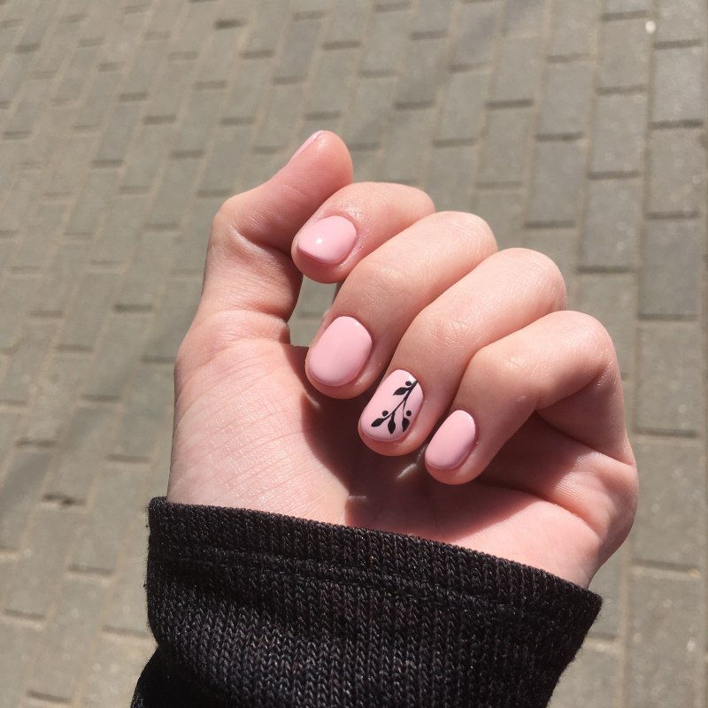 Летний маникюр для подростков