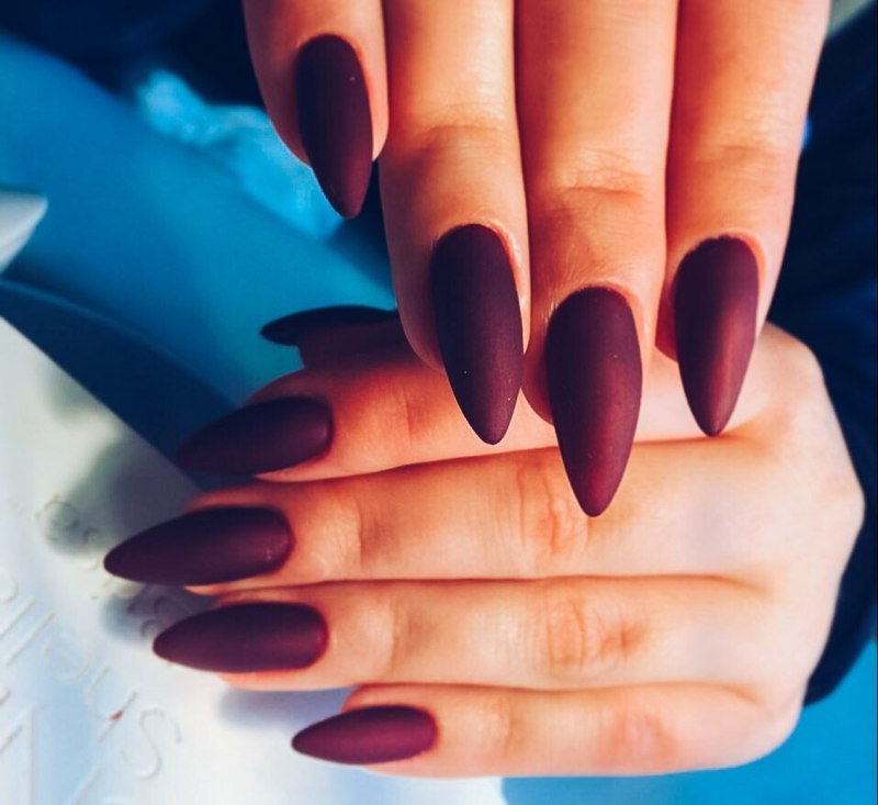 Заостренные ногти