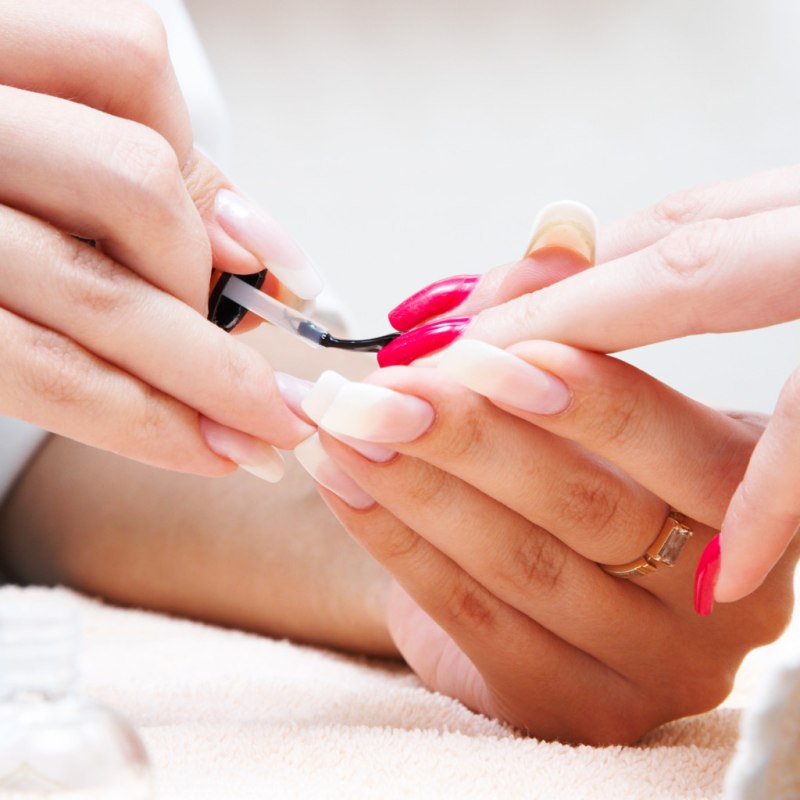 Мастер маникюра