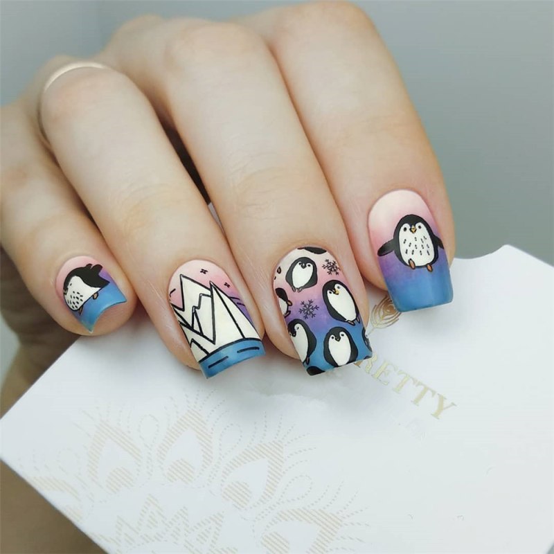 Маникюр Пингвин на ногтях