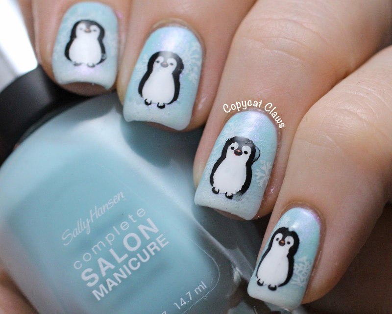 Маникюр с пингвинчиками