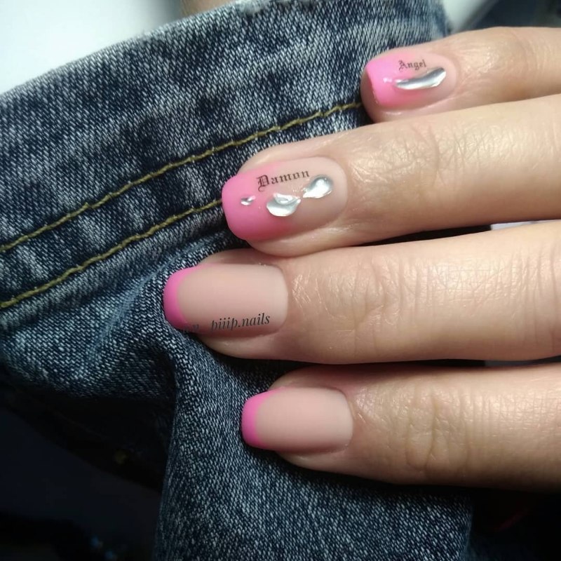 Цветной френч на миндалевидных ногтях