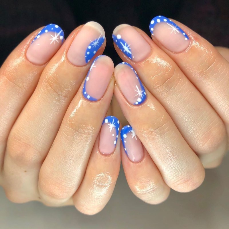 Французский маникюр цветной