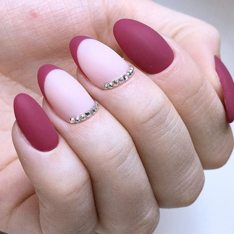 Нарощенные ногти круглые