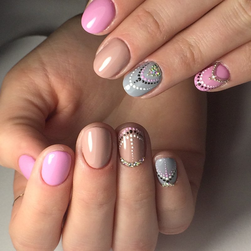 Маникюр разноцветный френч