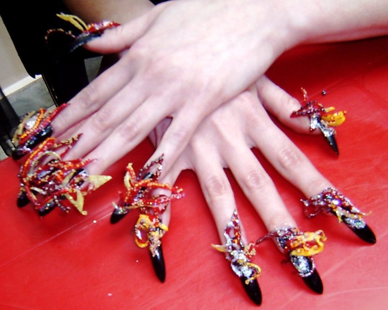 Подростковый маникюр на длинные ногти