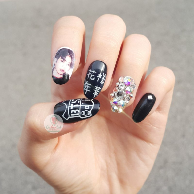 Маникюр с BTS И bt21