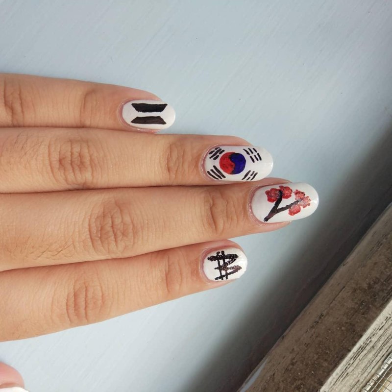 Маникюр БТС АРМИ