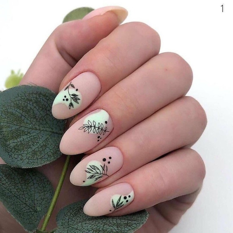 Ногти с веточками и листиками
