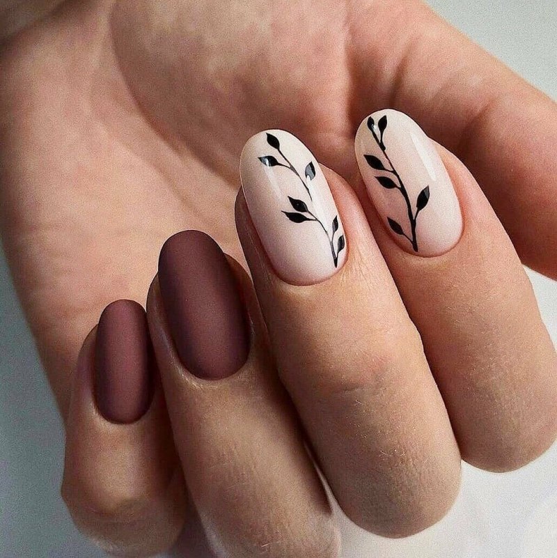 Веточки на ногтях