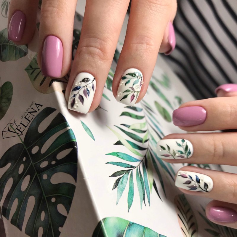 Веточки на ногтях