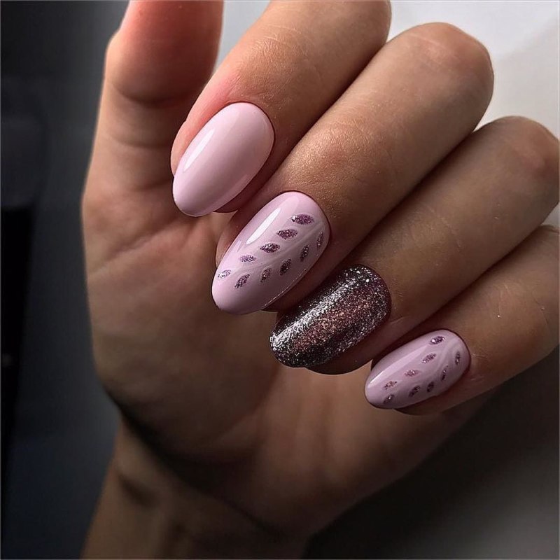 Маникюр на короткие ногти веточки