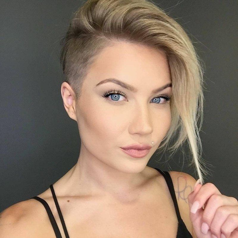 Стрижки с выбритыми висками