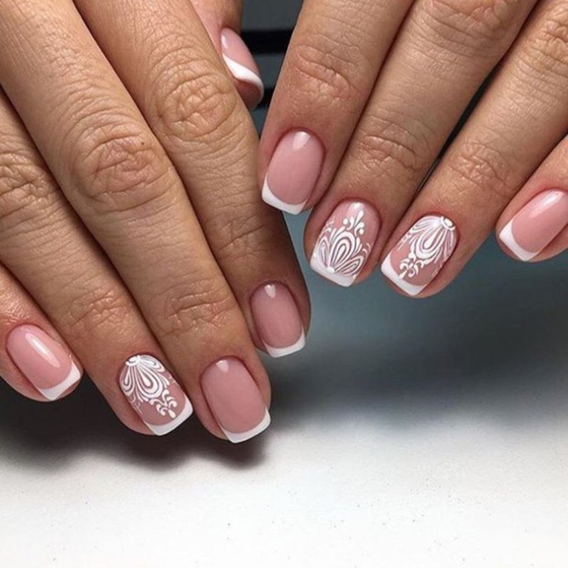 Маникюр на короткие ногти френч красивый