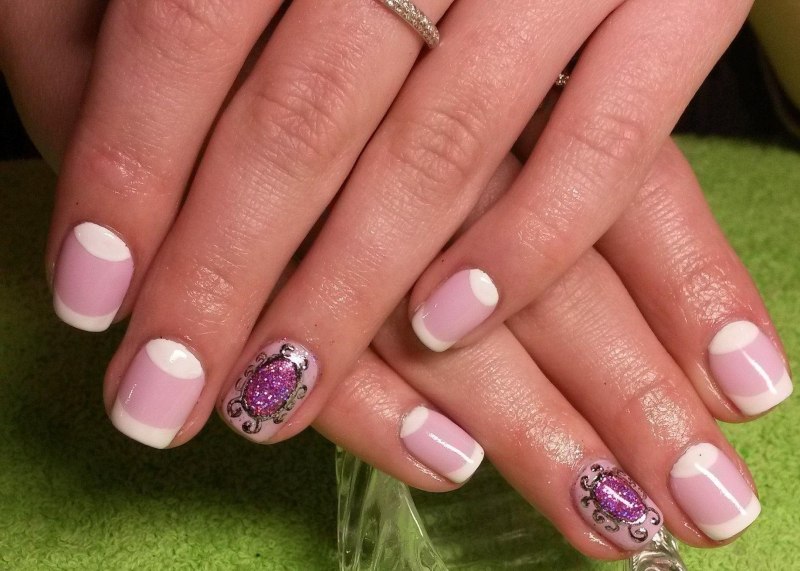 Шеллак французский маникюр